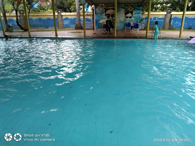 Pool Bendot Kolam Renang in Jati Sampurna